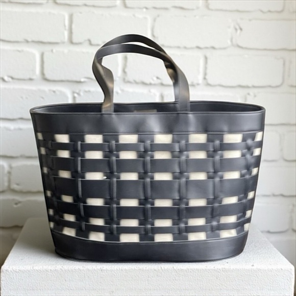 A new day black and tan weave basket tote​ - Picture 1 of 9
